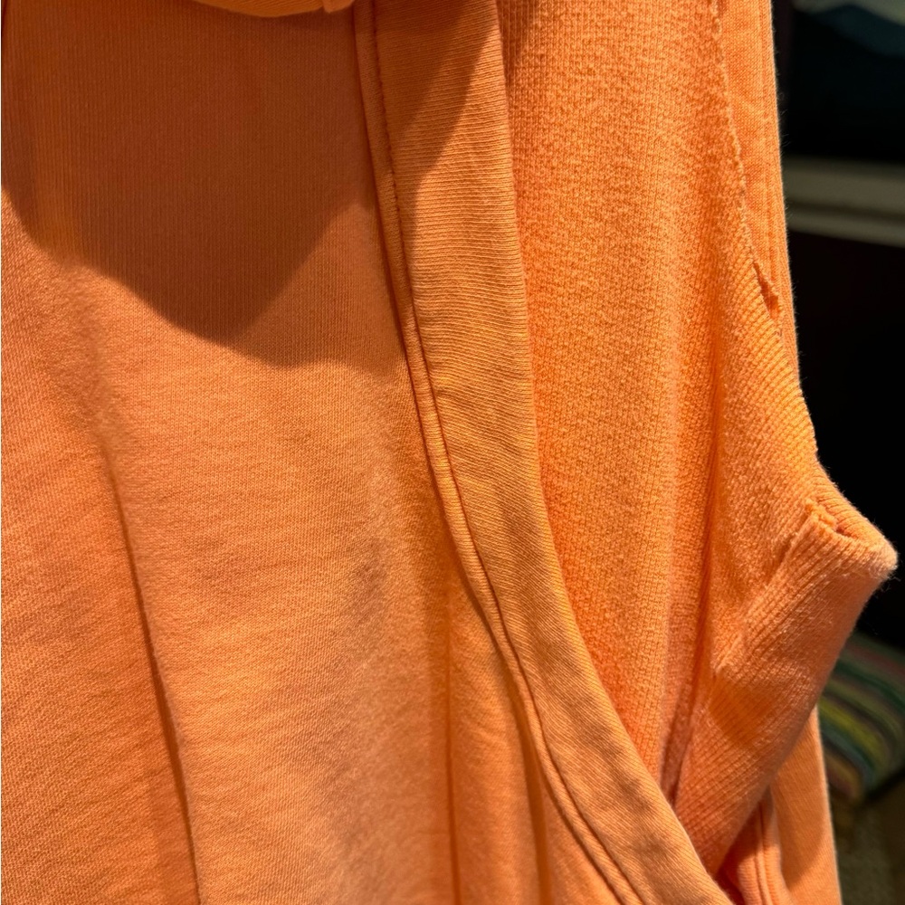 Vest - Picture 5 of 6